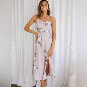 Selfie Leslie SUKI FRONT SPLIT MIDI DRESS HYDRANGEA PRINT PINK